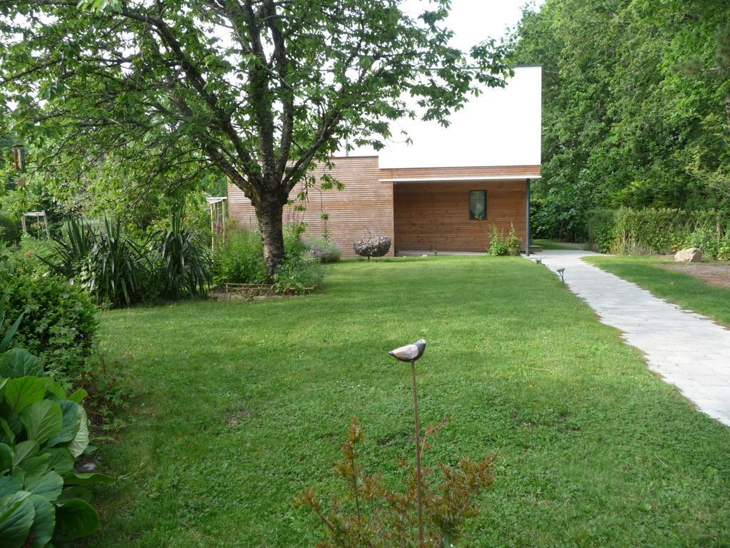 Bed and Breakfast Le Jardin Aux Oiseaux Férel Esterno foto