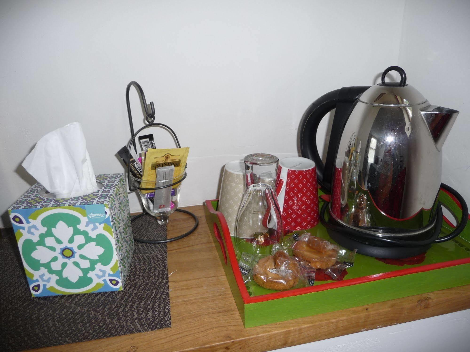 Bed and Breakfast Le Jardin Aux Oiseaux Férel Esterno foto
