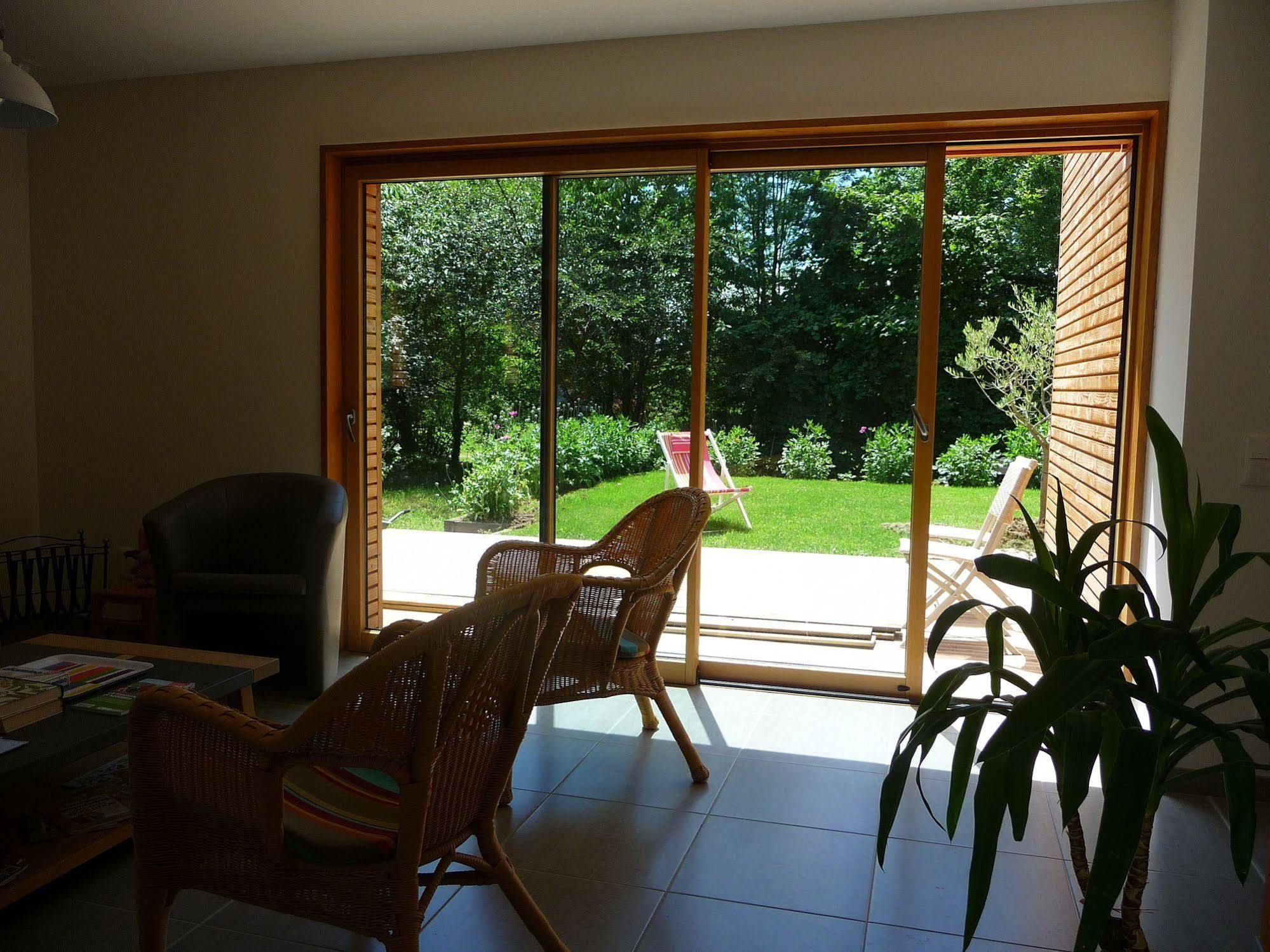 Bed and Breakfast Le Jardin Aux Oiseaux Férel Esterno foto