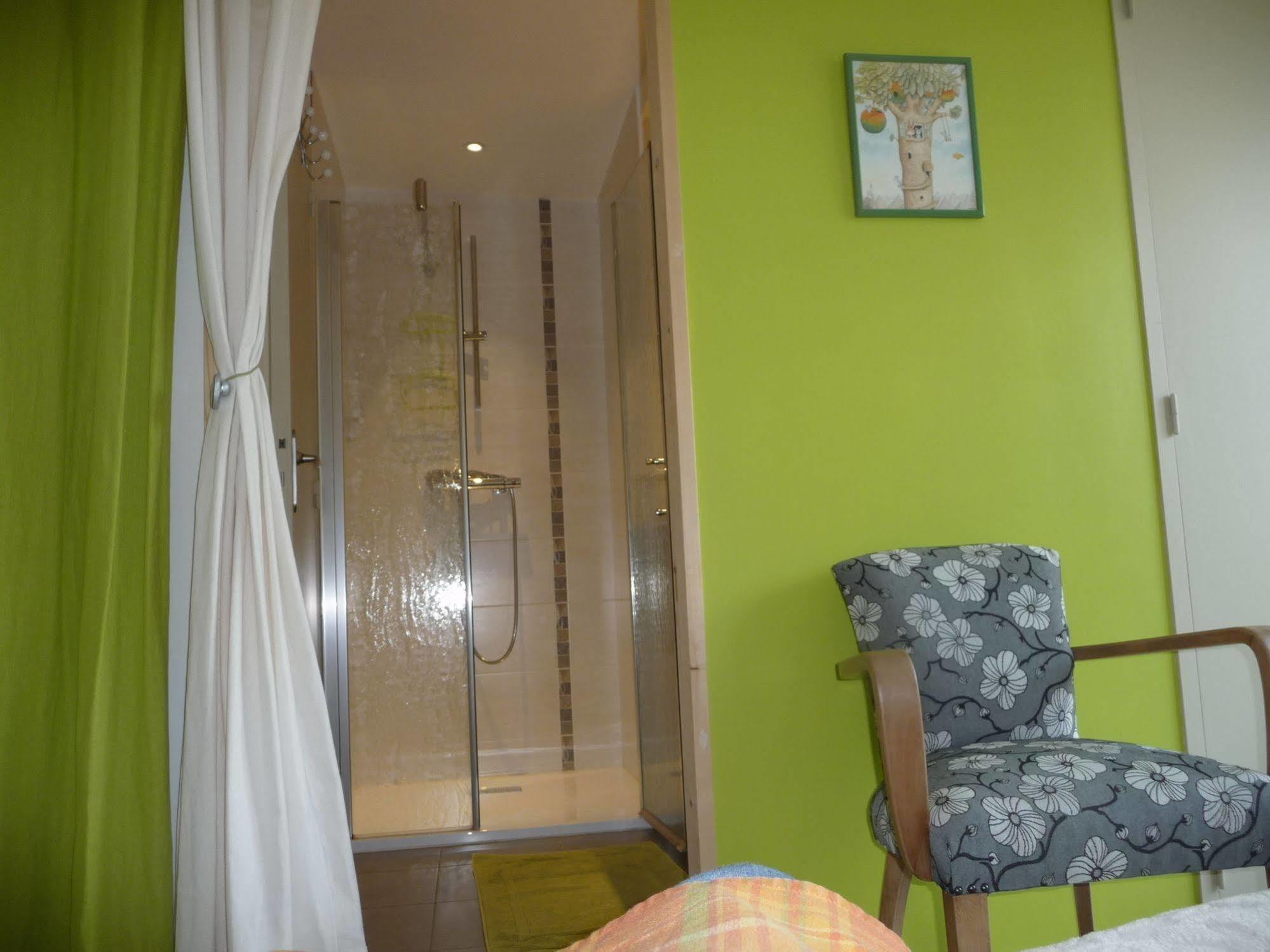 Bed and Breakfast Le Jardin Aux Oiseaux Férel Esterno foto