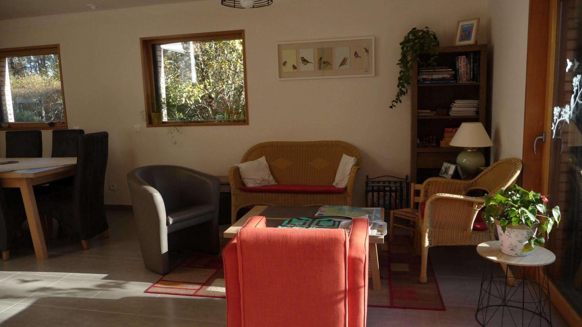 Bed and Breakfast Le Jardin Aux Oiseaux Férel Esterno foto