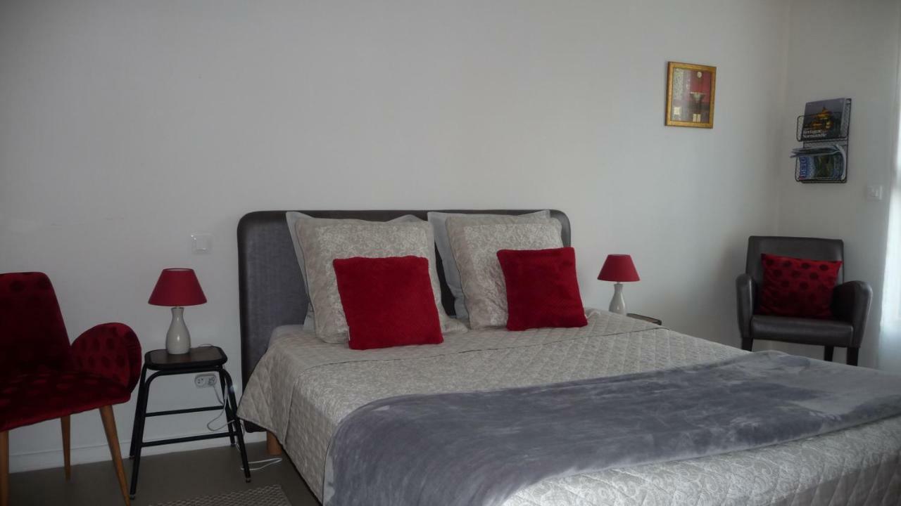 Bed and Breakfast Le Jardin Aux Oiseaux Férel Esterno foto
